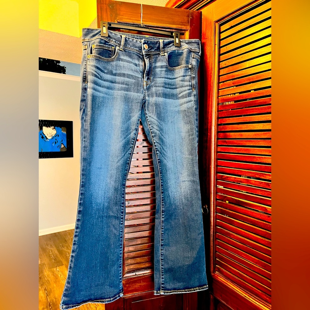 American Eagle kick boot jeans
